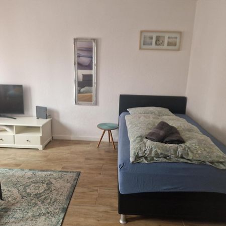 Privates, Gemuetliches Appartement Neuss Exteriör bild