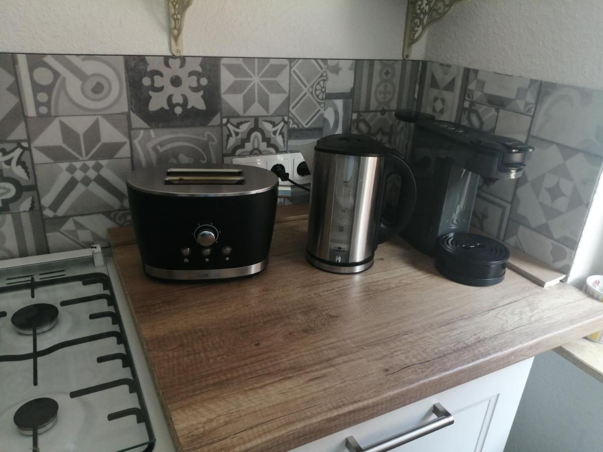 Privates, Gemuetliches Appartement Neuss Exteriör bild