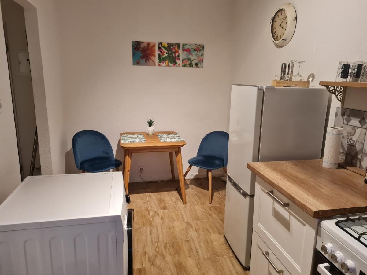 Privates, Gemuetliches Appartement Neuss Exteriör bild